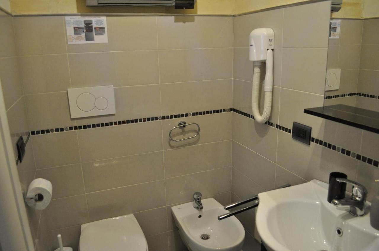 B&B Lecce Holidays Ngoại thất bức ảnh